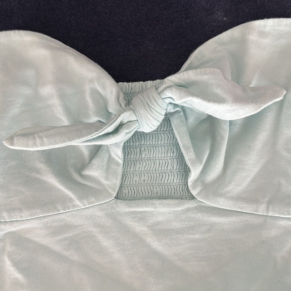 Aritzia crop top - Picture 2 of 4